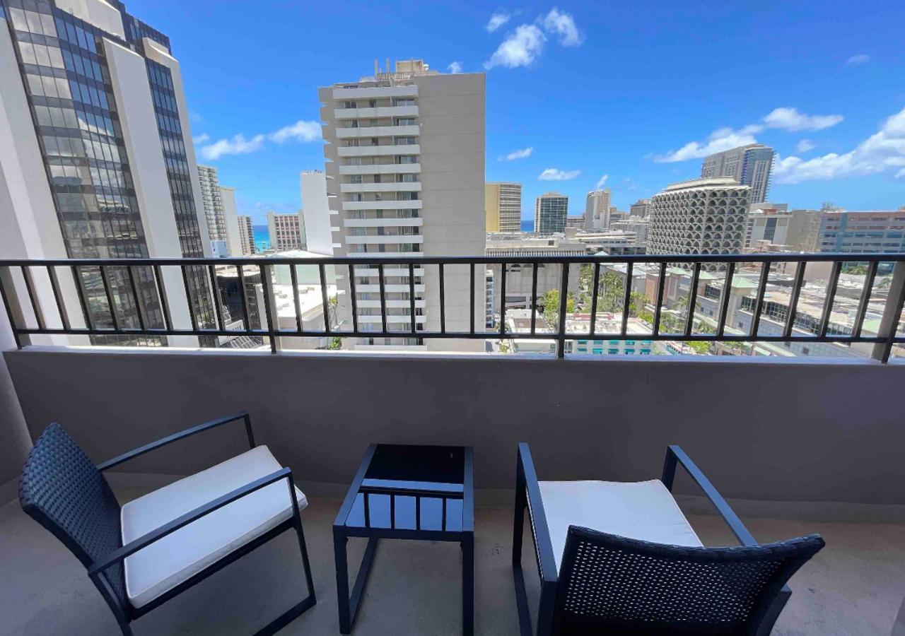 Appartement 1508- Heart Of Waikiki With Kitchen-Free Parking-King Bed-Corner Unit à Honolulu Extérieur photo