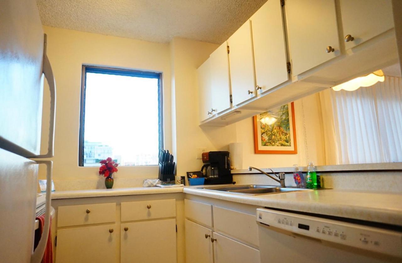 Appartement 1508- Heart Of Waikiki With Kitchen-Free Parking-King Bed-Corner Unit à Honolulu Extérieur photo